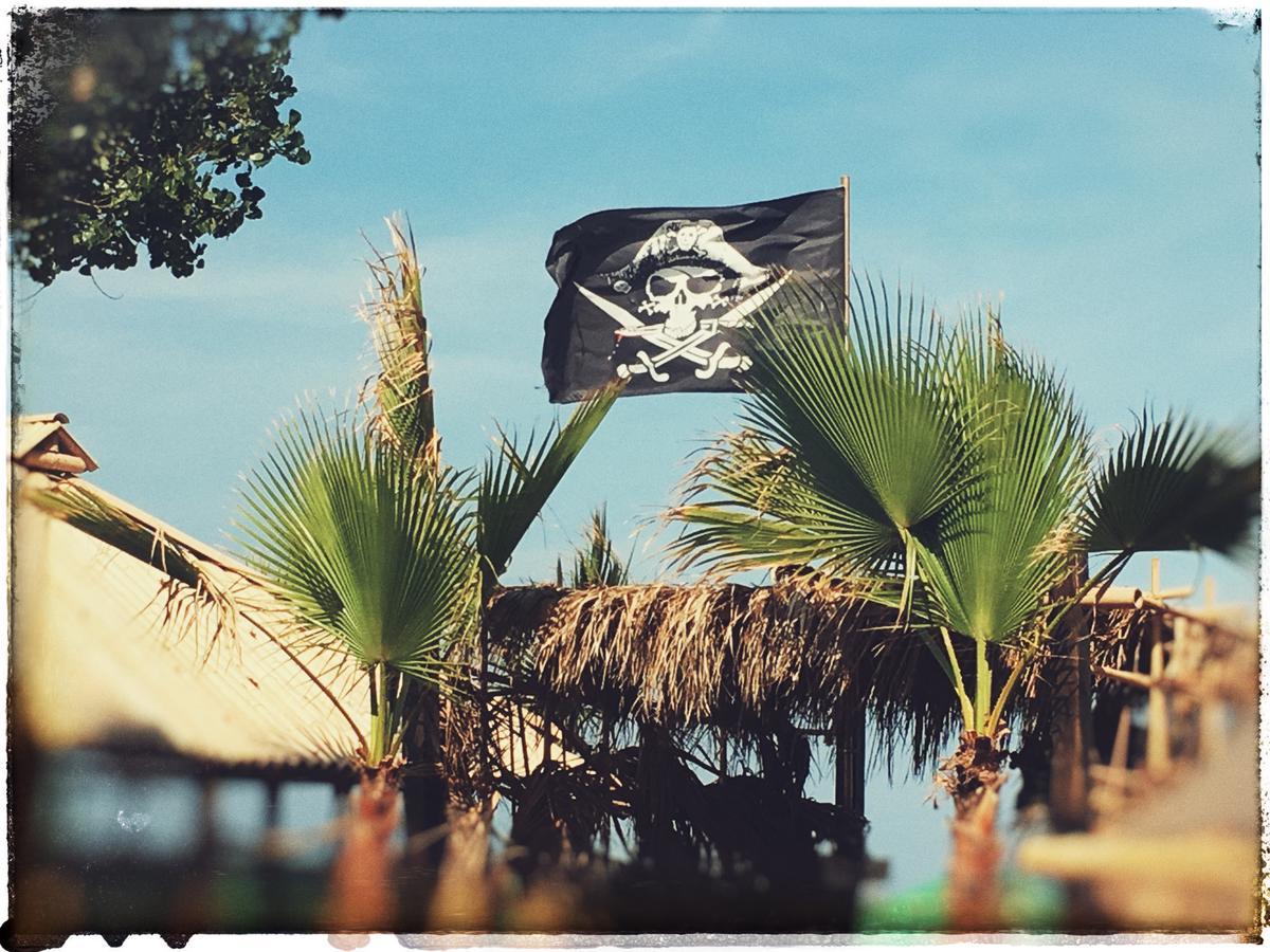 Pirates Resort Mamaia Eksteriør bilde