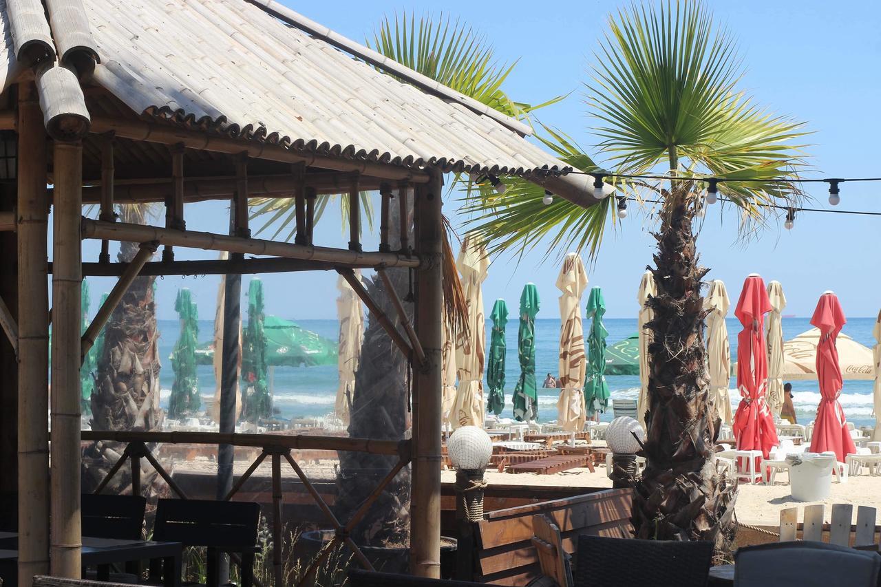 Pirates Resort Mamaia Eksteriør bilde